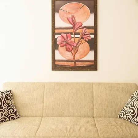 Cute And Cozy Studio - Excellent Location